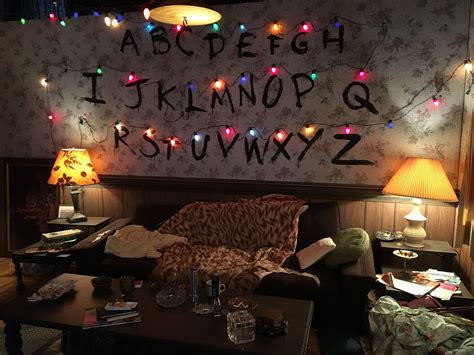 80s Nostalgia: Stranger Things' Set Design